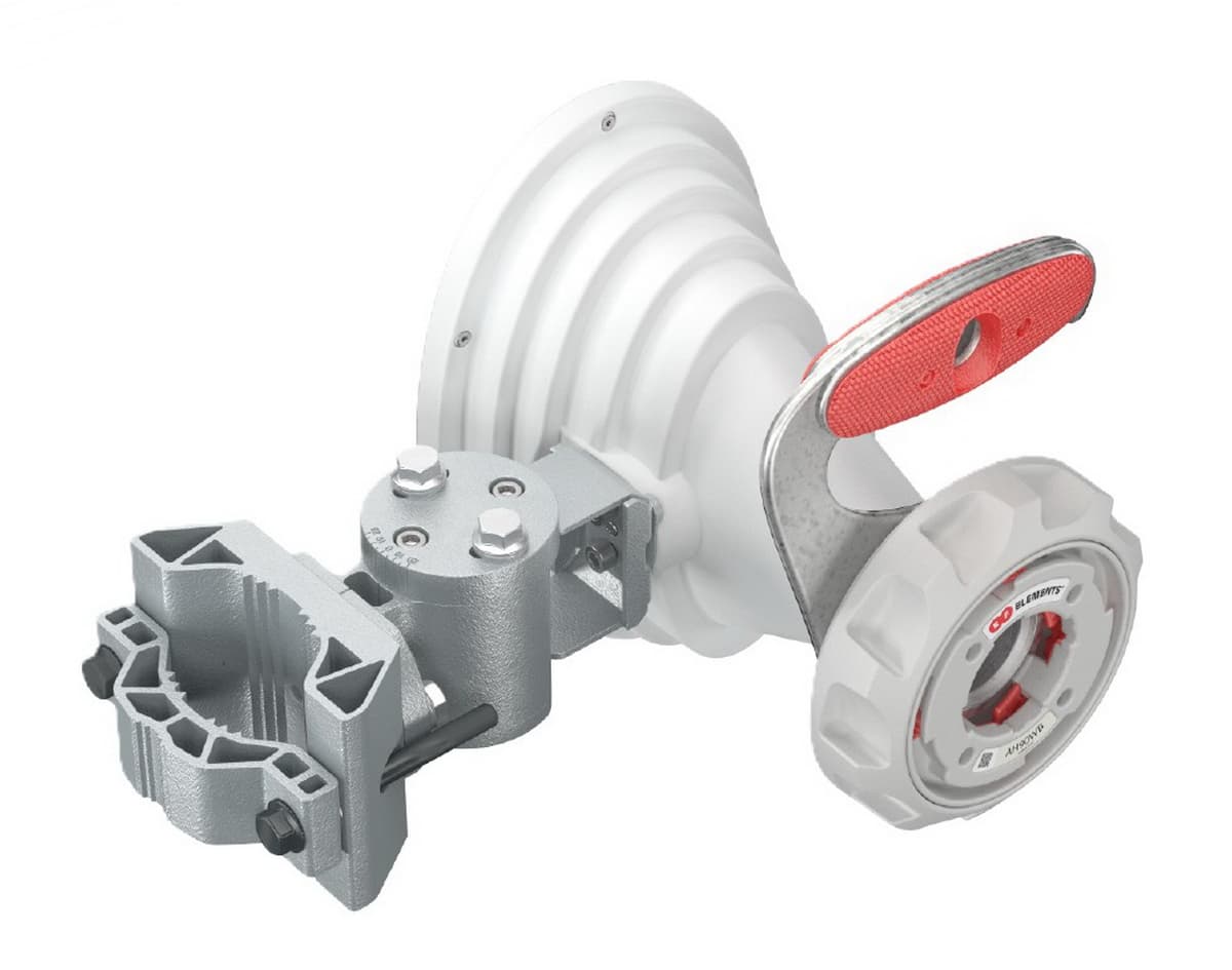 RF elements Asymetrická Horn anténa s TwistPortem, 5GHz, 17dBi, 45°