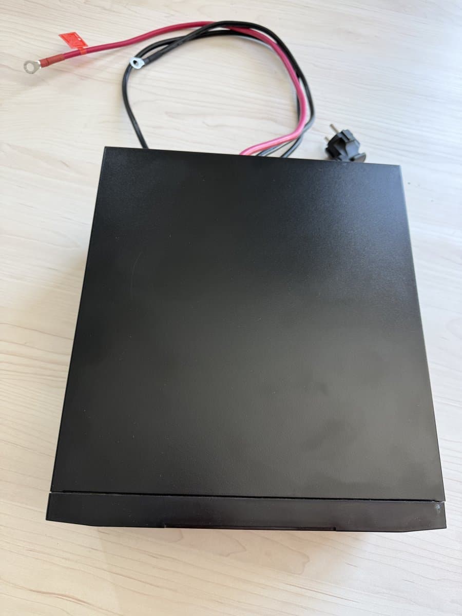 ADLER záložní zdroj UPS 600W 230V, 12V - Bazar