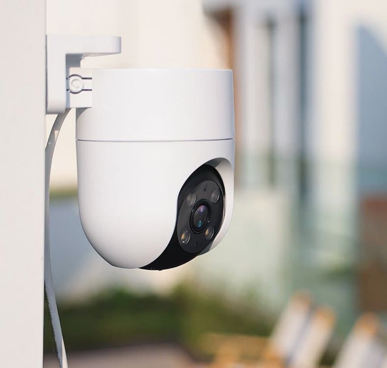 Ezviz H8C - Venkovní otočná IP kamera s WiFi, 2MP, 4mm