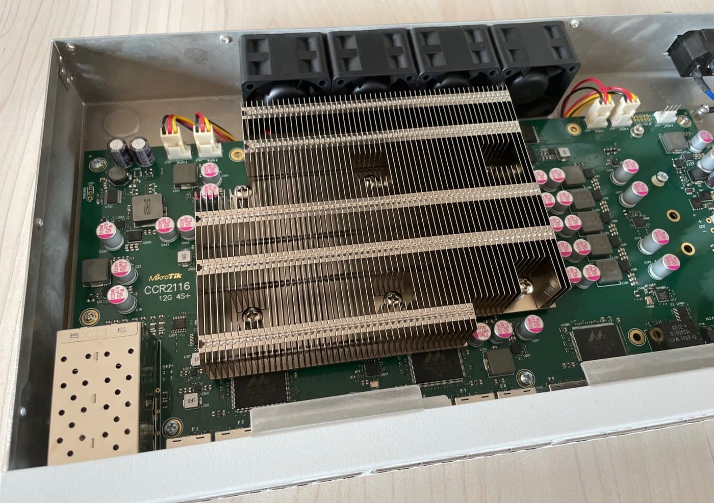 MikroTik Cloud Core Router, CCR2116-12G-4S+