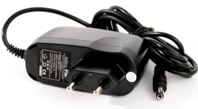 MikroTik napájecí adaptér 12V 1A