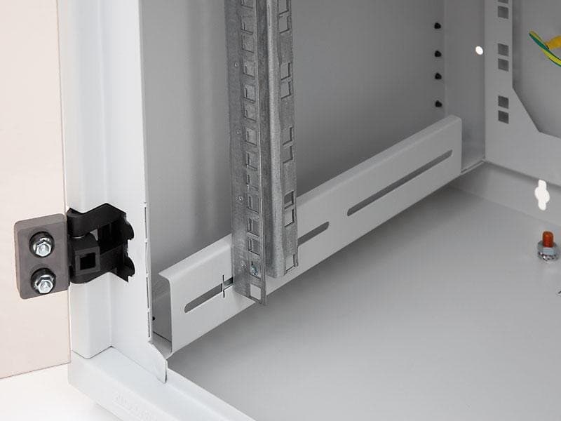 TRITON 19" jednodílný rozvaděč 12U/400mm, černý