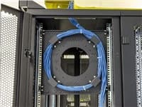 Triton RAB-VP-R01-A1 police pro kabelovou rezervu, 19"