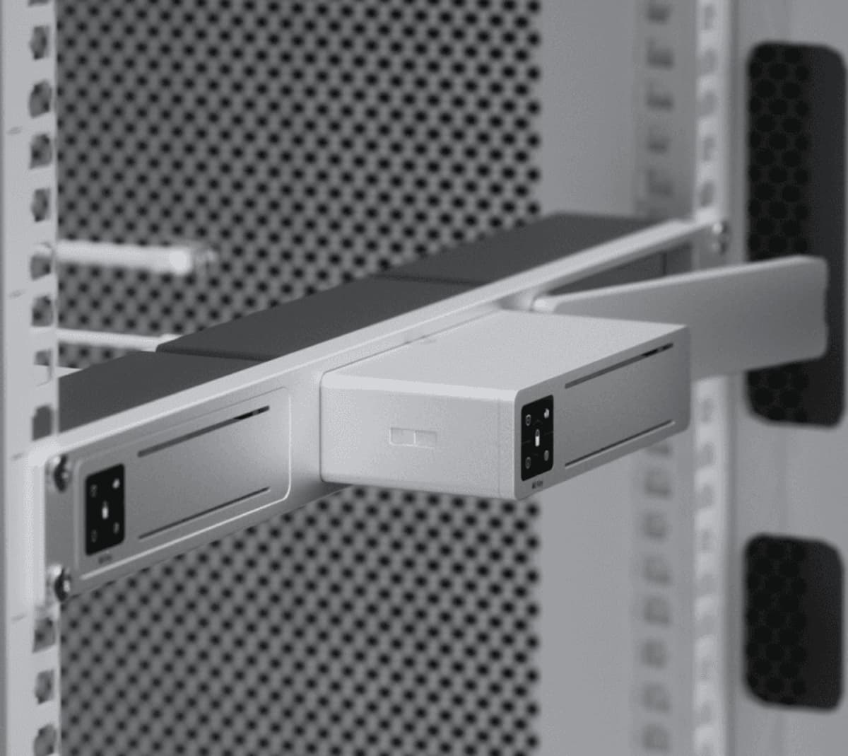 Ubiquiti UACC-AI-Key-RM, Rackový úchyt pro AI Key