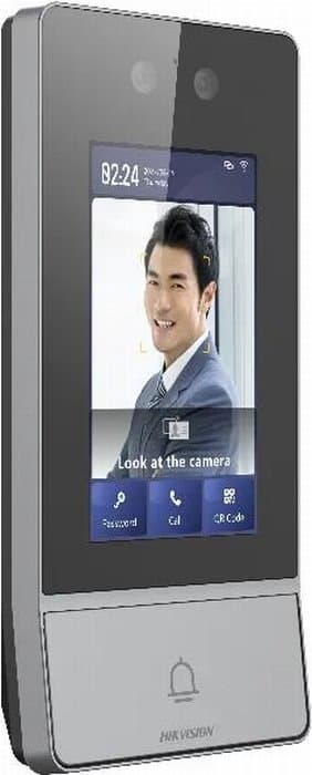 Hikvision DS-KV9503-WBE1 - IP dveřní interkom s rozpoznáním obličeje, 1 tlačítko, čtečka Mifare, WiFi