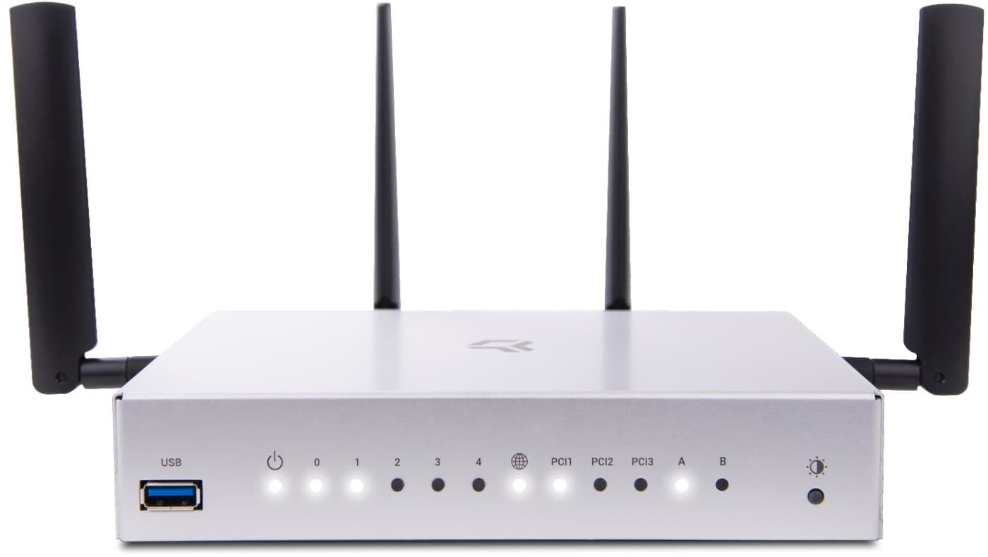Turris Omnia Wi-Fi 6, stříbrný